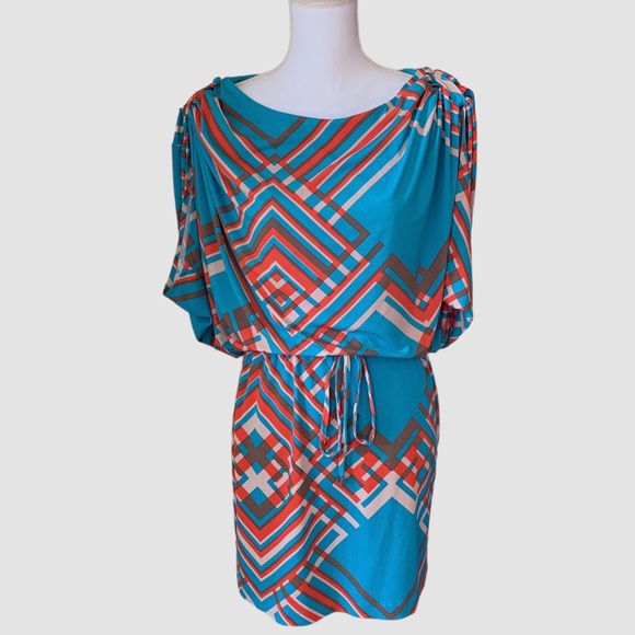 JESSICA SIMPSON BLUE GEOMETRIC DRESS - Picture 10 of 16